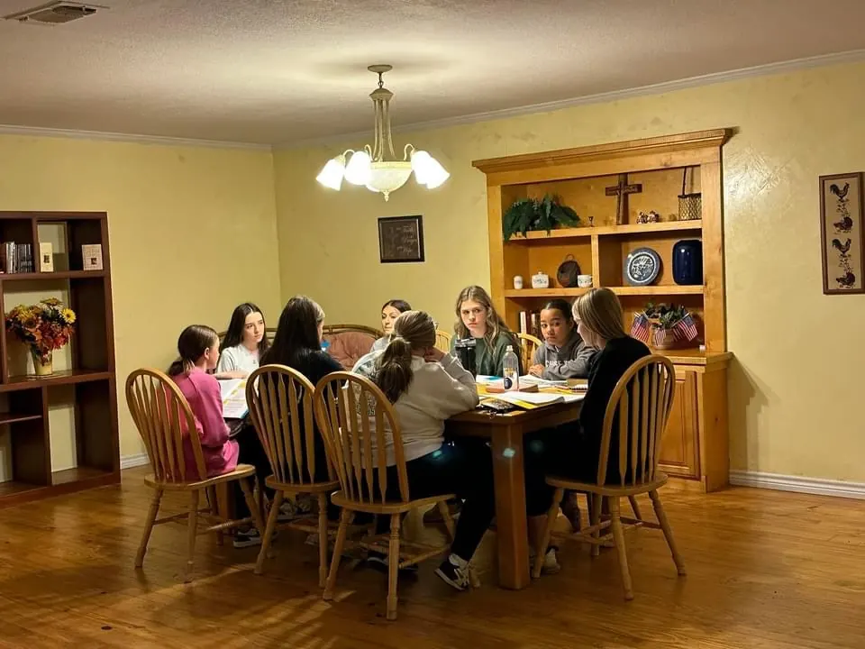 Veterans and family members gathered together during a United We Serve retreat session